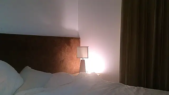 DemiDee online show from September 2025 11:15:01 AM