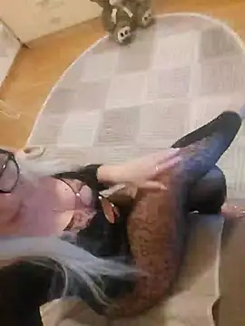 visnjica online show from February 2025 09:04:02 PM