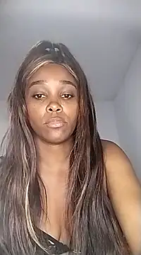 Snapshot of moree_Queen chatting on February 2025 02:11:02 PM moree Queen online show from February 2025 02:11:02 PM