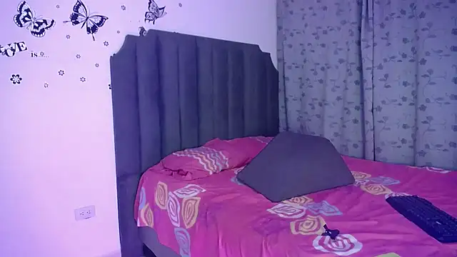 Snapshot of moree_Queen chatting on March 2025 11:50:02 AM moree Queen online show from March 2025 11:50:02 AM