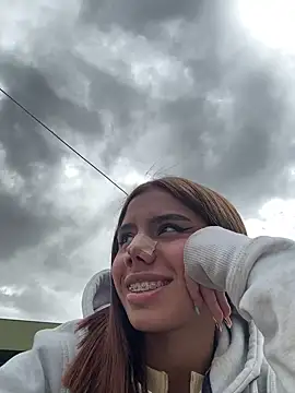 Laura-Khalifa online show from February 2025 08:38:02 PM