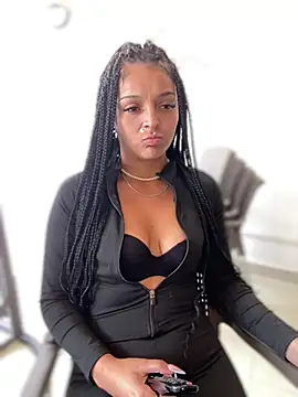 Snapshot of Dulce__Boyd chatting on March 2026 01:50:02 PM Dulce Boyd online show from March 2026 01:50:02 PM