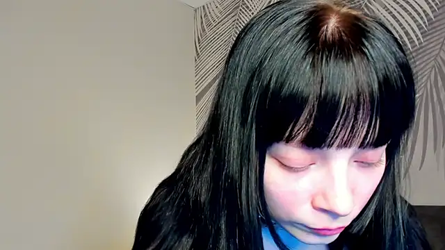 SkinyJoyce online show from February 2025 01:06:01 PM