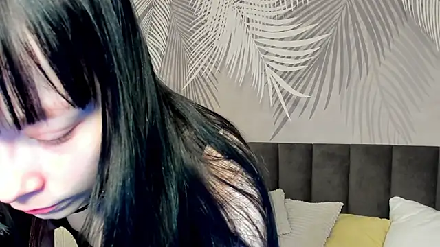 SkinyJoyce online show from February 2025 01:47:02 AM