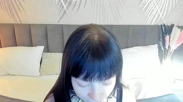 SkinyJoyce online show from February 2025 01:44:02 AM