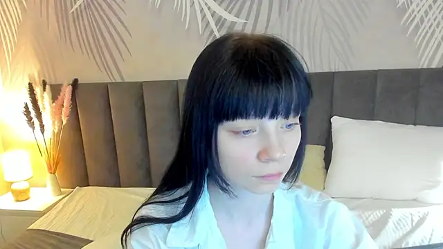 SkinyJoyce online show from February 2025 08:17:01 AM
