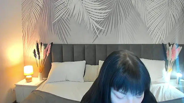 SkinyJoyce online show from February 2025 02:09:02 AM