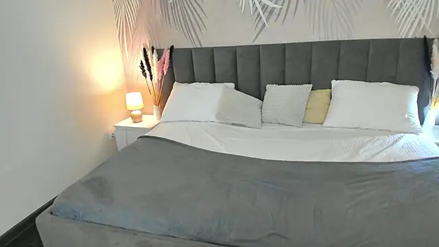 SkinyJoyce online show from March 2025 05:11:01 AM