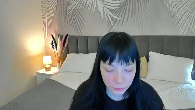 SkinyJoyce online show from March 2025 02:21:01 AM
