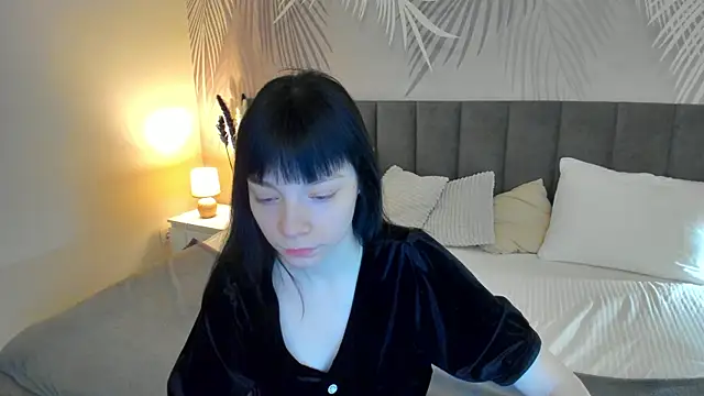 SkinyJoyce online show from March 2025 02:09:02 AM