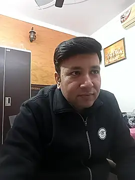 innocentboy1987 online show from January 2026 06:17:02 AM