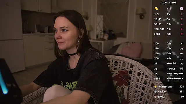 Snapshot of alexa_feels_ chatting on March 2025 09:18:02 PM alexa feels online show from March 2025 09:18:02 PM