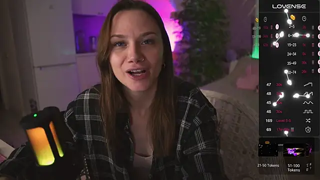 Snapshot of alexa_feels_ chatting on November 2025 06:55:02 PM alexa feels online show from November 2025 06:55:02 PM