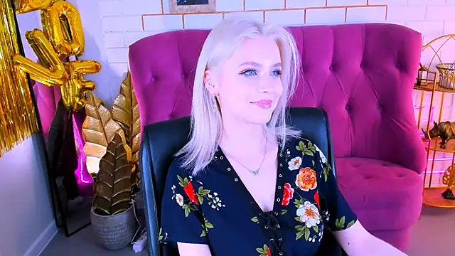 Snapshot of LeonaStane chatting on March 2025 12:53:01 AM LeonaStane online show from March 2025 12:53:01 AM