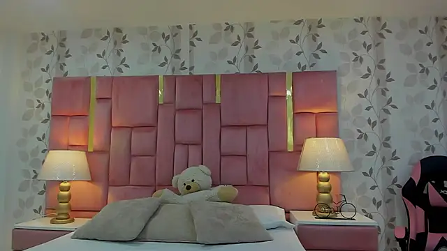 ArianaFranco online show from March 2026 12:44:02 PM