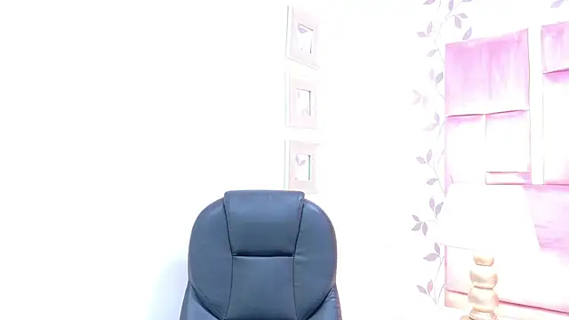 ArianaFranco online show from May 2026 11:32:01 PM