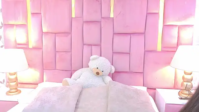 ArianaFranco online show from May 2026 01:17:02 PM