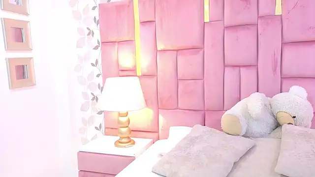 ArianaFranco online show from May 2026 01:07:01 PM