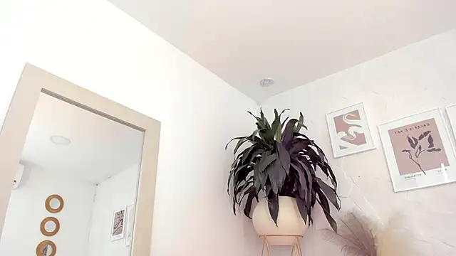 mariia juana  online show from February 2025 05:54:01 PM