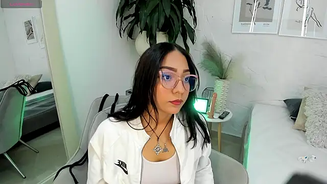 mariia juana  online show from February 2025 11:33:01 AM