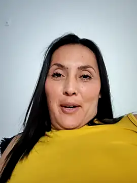 dulce valeriaa online show from February 2025 04:59:01 PM