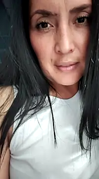dulce valeriaa online show from February 2025 03:23:02 AM