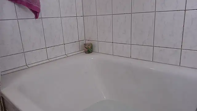 ademandjulia online show from October 2025 10:02:02 AM