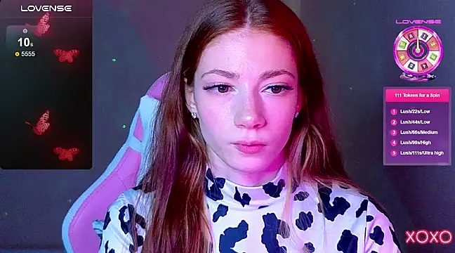 Snapshot of MagicLadyyy chatting on March 2025 11:33:01 PM MagicLadyyy online show from March 2025 11:33:01 PM