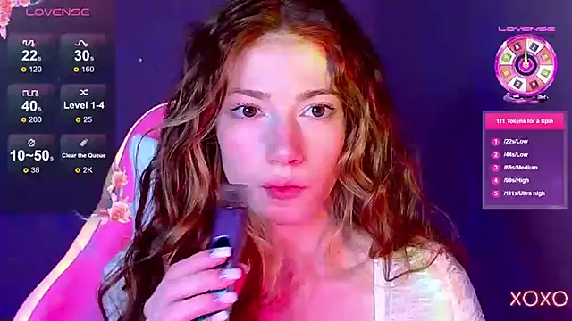 Snapshot of MagicLadyyy chatting on March 2025 11:56:01 PM MagicLadyyy online show from March 2025 11:56:01 PM