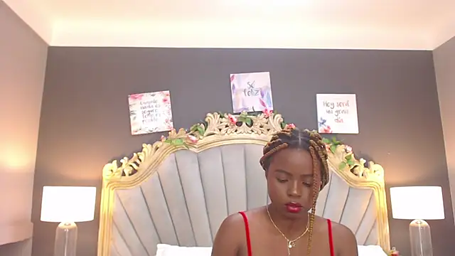 LindaBird online show from February 2025 08:55:02 PM