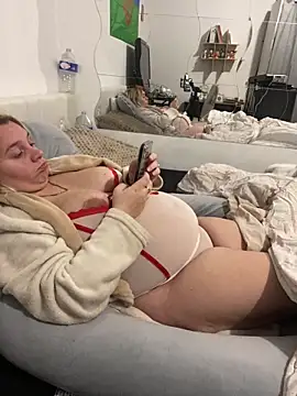 Snapshot of Princessemisse chatting on December 2025 06:48:01 PM Princessemisse online show from December 2025 06:48:01 PM