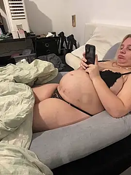 Snapshot of Princessemisse chatting on December 2025 05:09:01 PM Princessemisse online show from December 2025 05:09:01 PM