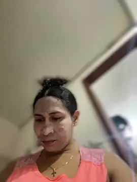 Carola-Ross online show from October 2025 07:11:02 PM