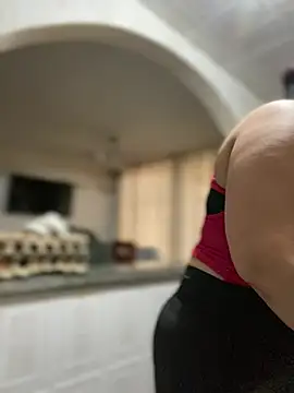 Carola-Ross online show from February 2026 05:50:01 PM