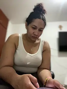 Carola-Ross online show from February 2026 05:19:02 PM