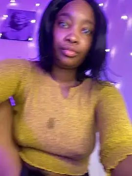 Snapshot of blackgril12 chatting on March 2025 08:06:01 AM blackgril12 online show from March 2025 08:06:01 AM