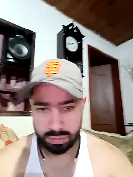 Snapshot of mikeblaree chatting on October 2025 06:52:01 PM mikeblaree online show from October 2025 06:52:01 PM