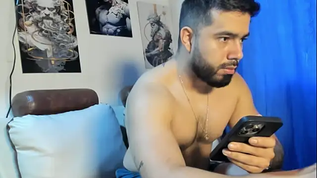 Snapshot of mikeblaree chatting on December 2025 02:14:02 PM mikeblaree online show from December 2025 02:14:02 PM