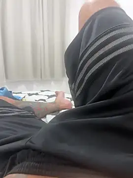 Snapshot of MateusBH123 chatting on January 2026 08:52:01 AM MateusBH123 online show from January 2026 08:52:01 AM