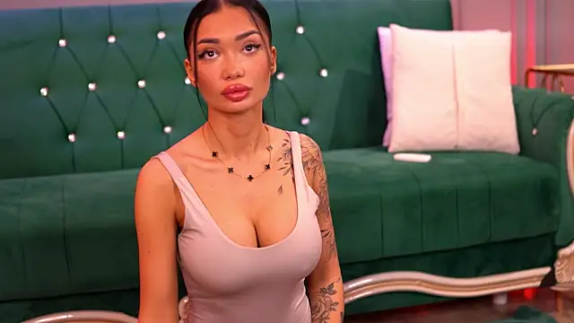 Snapshot of SashaFerrera chatting on February 2025 06:57:02 PM SashaFerrera online show from February 2025 06:57:02 PM