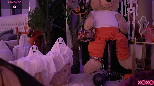 Snapshot of SashaFerrera chatting on October 2025 07:48:02 PM SashaFerrera online show from October 2025 07:48:02 PM