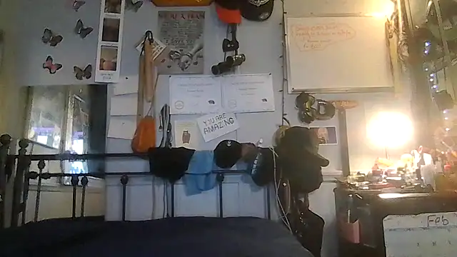 Snapshot of ShysluutGia chatting on February 2026 05:36:02 AM ShysluutGia online show from February 2026 05:36:02 AM