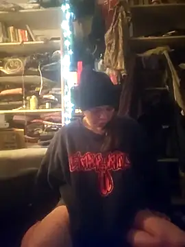 Snapshot of ShysluutGia chatting on February 2026 09:40:01 AM ShysluutGia online show from February 2026 09:40:01 AM