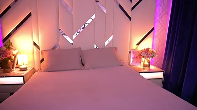 LindsieGreyy online show from May 2026 12:54:02 PM
