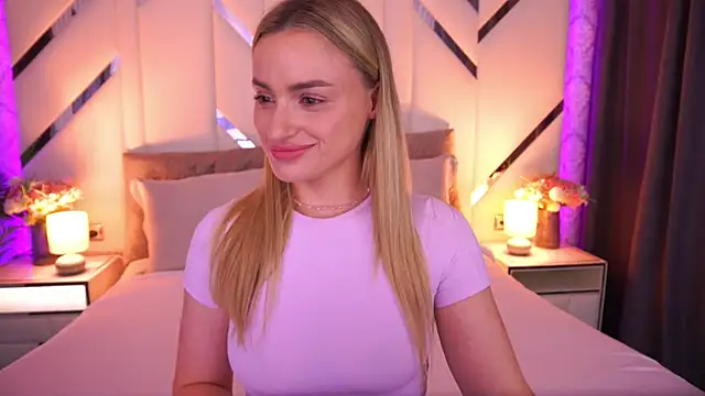 LindsieGreyy online show from June 2026 12:19:01 PM