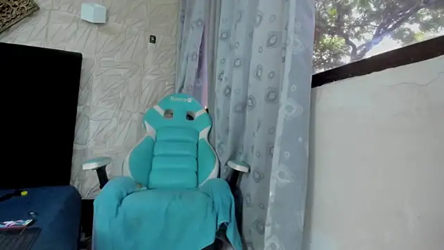 Snapshot of ChanelleJohnson_ chatting on November 2025 06:51:01 PM ChanelleJohnson online show from November 2025 06:51:01 PM