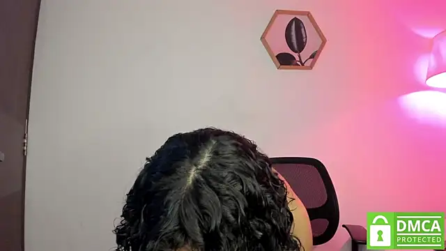 Dhalila  online show from November 2025 01:17:02 AM