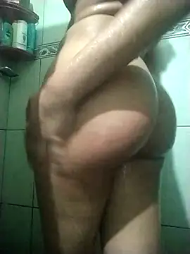 Snapshot of Letticii chatting on November 2025 10:52:01 PM Letticii online show from November 2025 10:52:01 PM