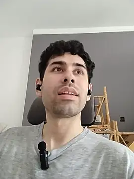 danicrux online show from March 2025 05:22:02 PM