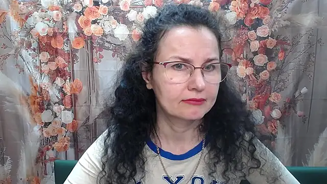 Miroslava Happi online show from May 2026 05:57:02 AM
